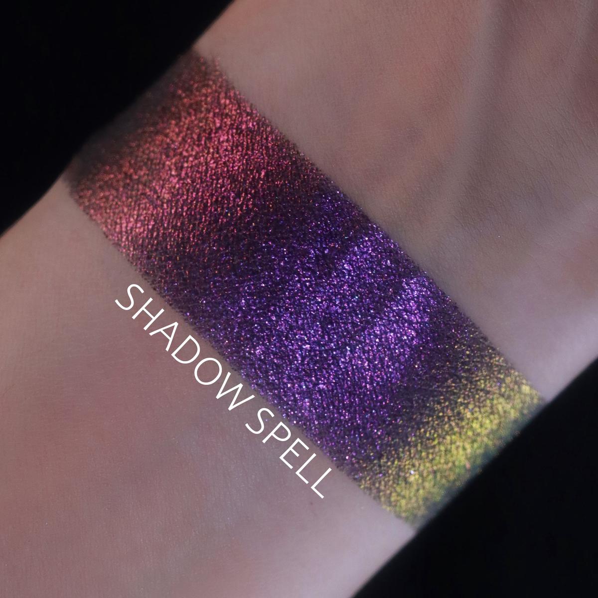 shadow-spell-multichrome-eyeshadow