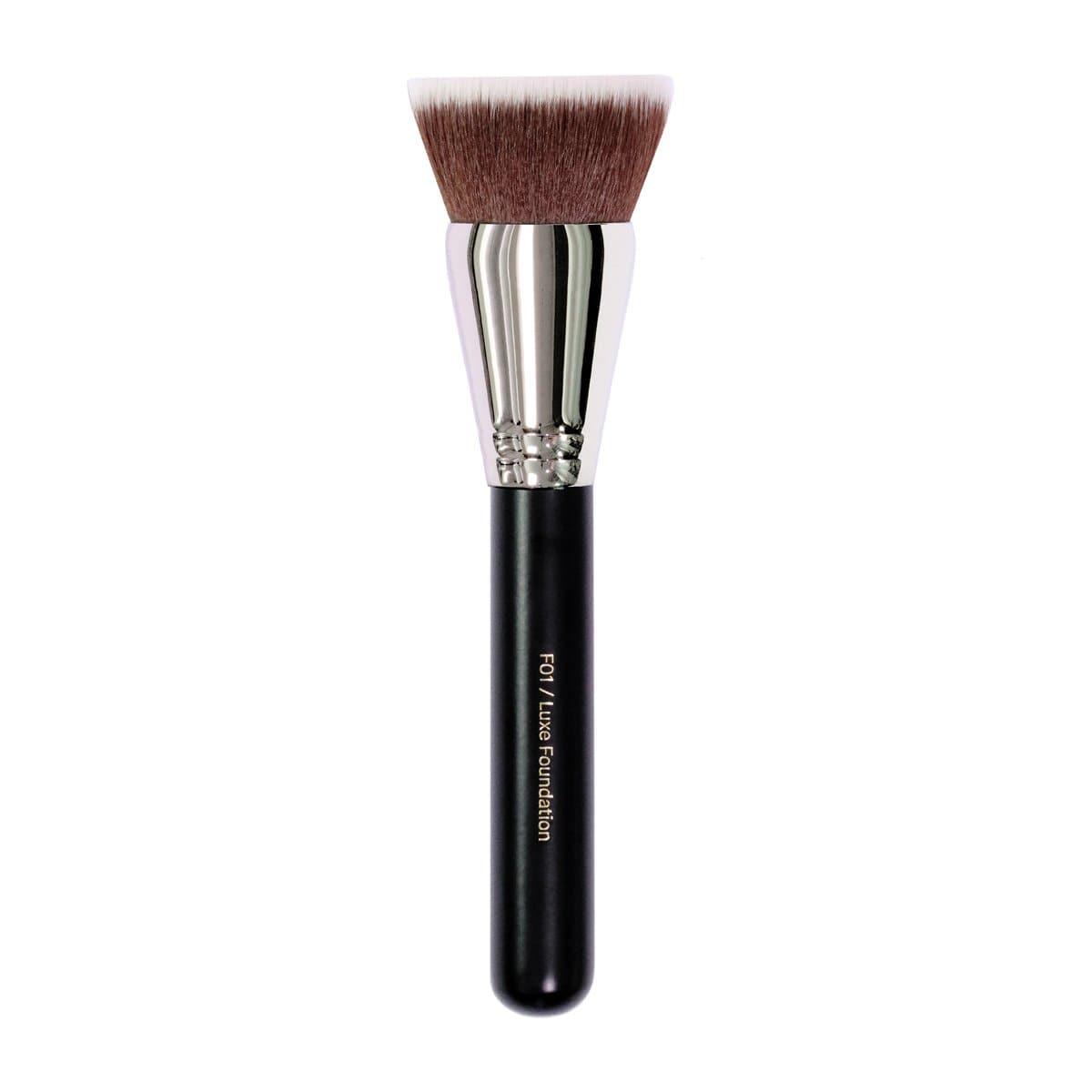 luxe-foundation-brush