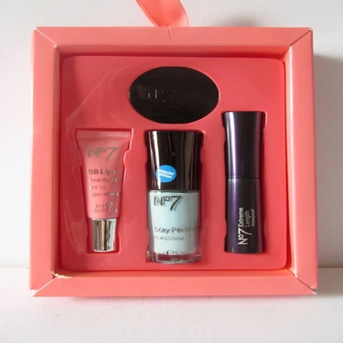 no-7-make-up-set