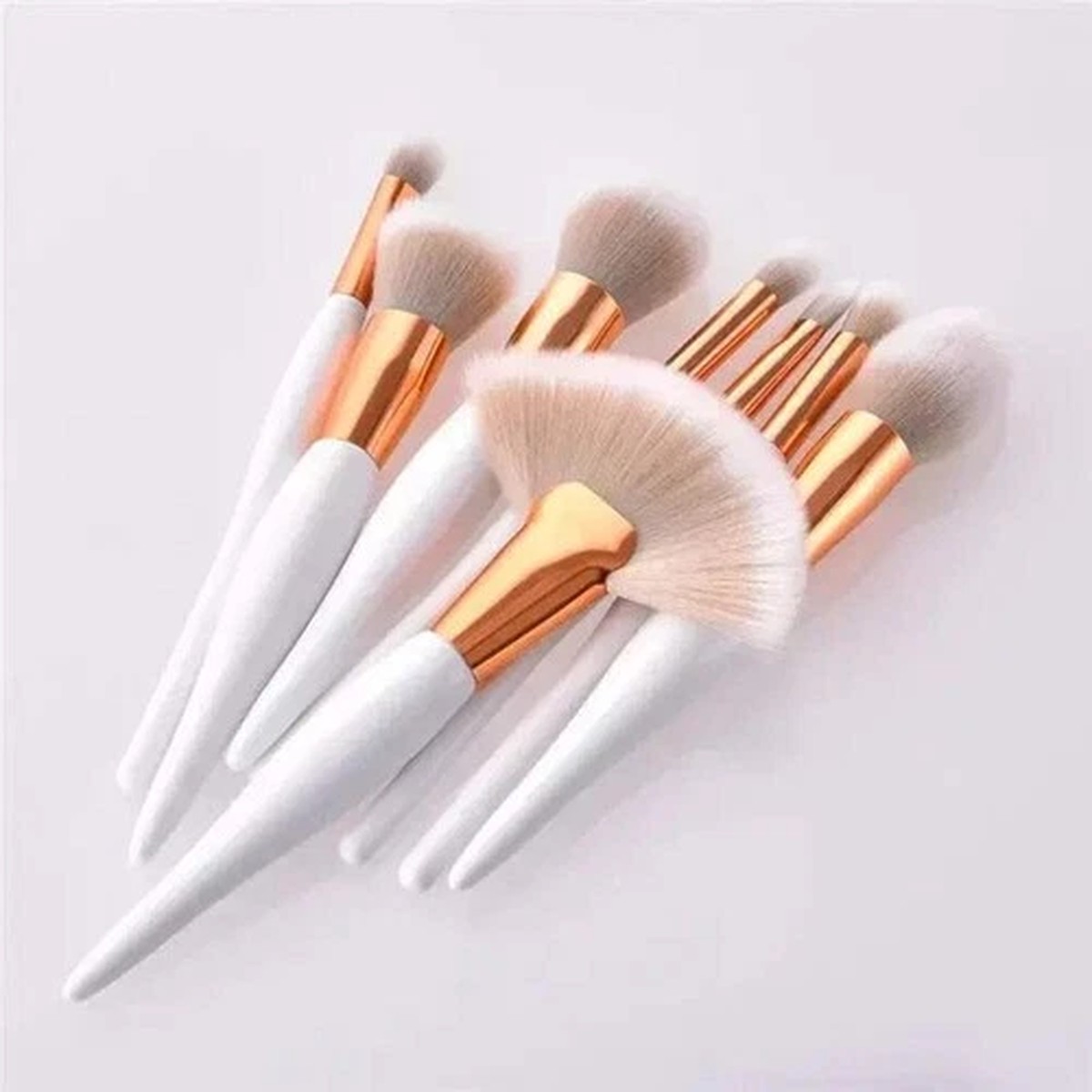 fluffy-white-clouds-makeup-brush-set-8pc
