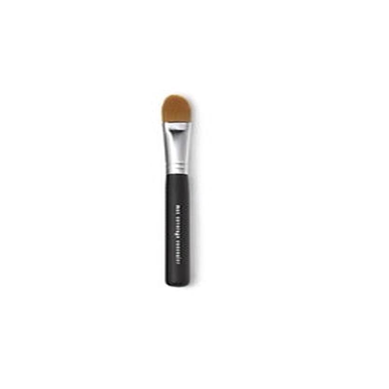 maximum-coverage-concealer-brush